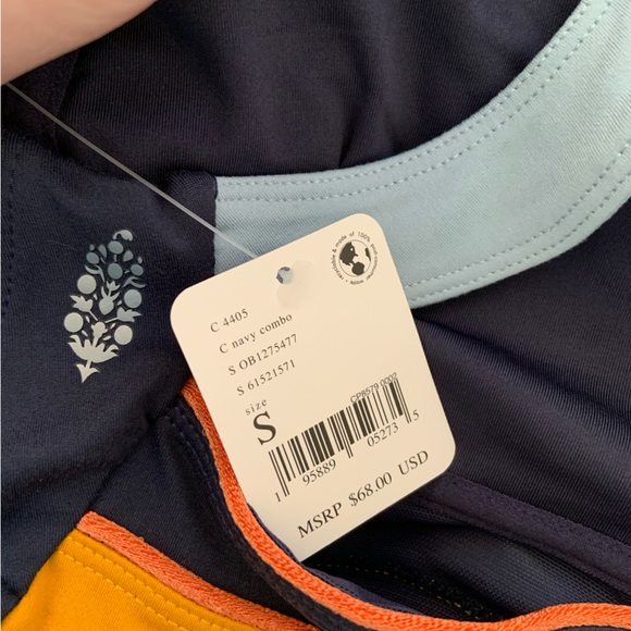 NWT Free People Movement In It To Win It Color Block Sports Bra Navy Blue Combo - Picture 5 of 5